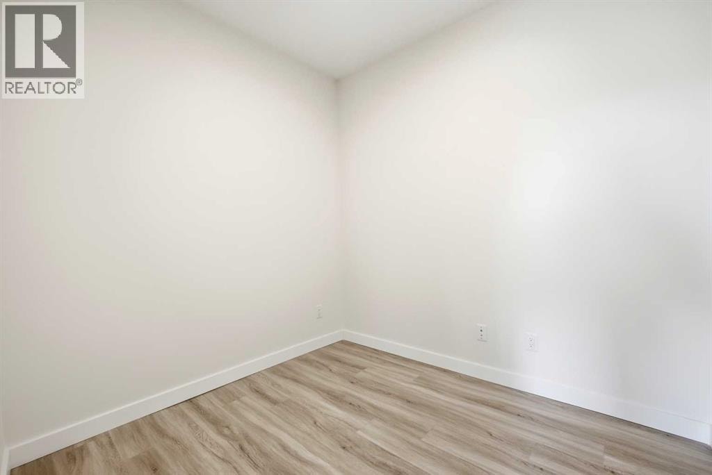 2425, 15 Skyview Point Crescent NE — photo 21