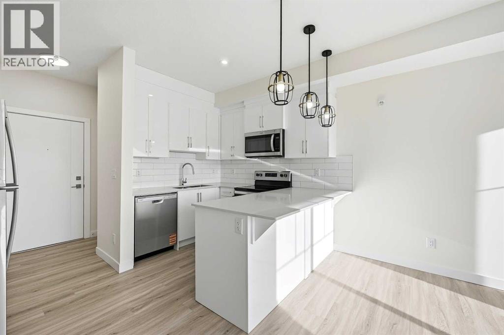 2425, 15 Skyview Point Crescent NE — photo 13