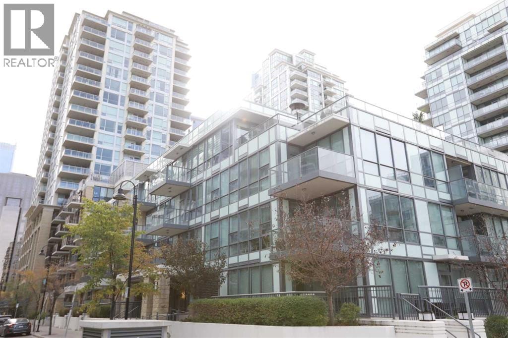 304, 51 Waterfront Mews SW