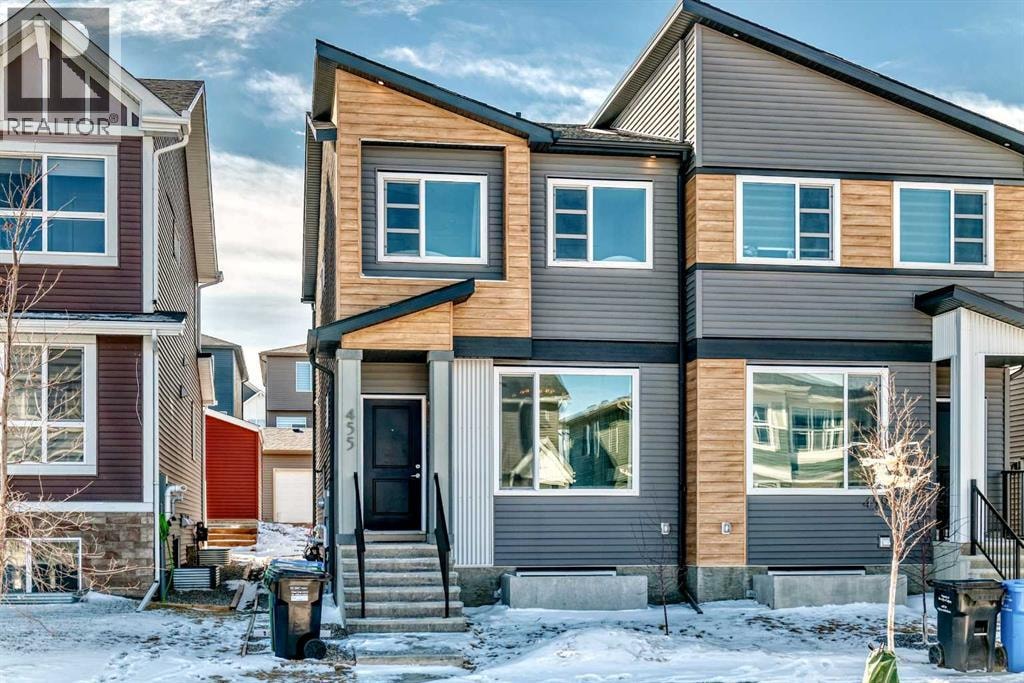 455 Tekarra Drive NW