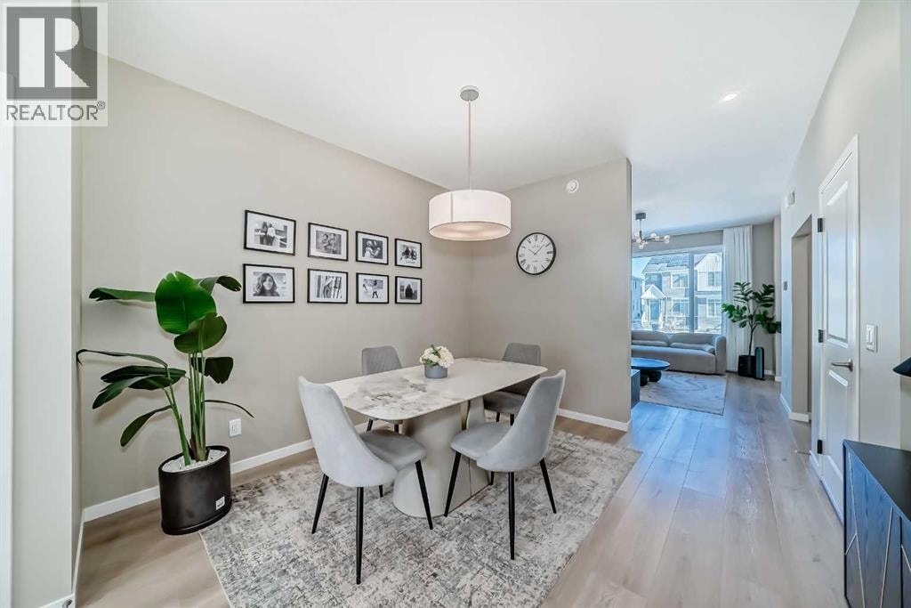 455 Tekarra Drive NW — photo 10