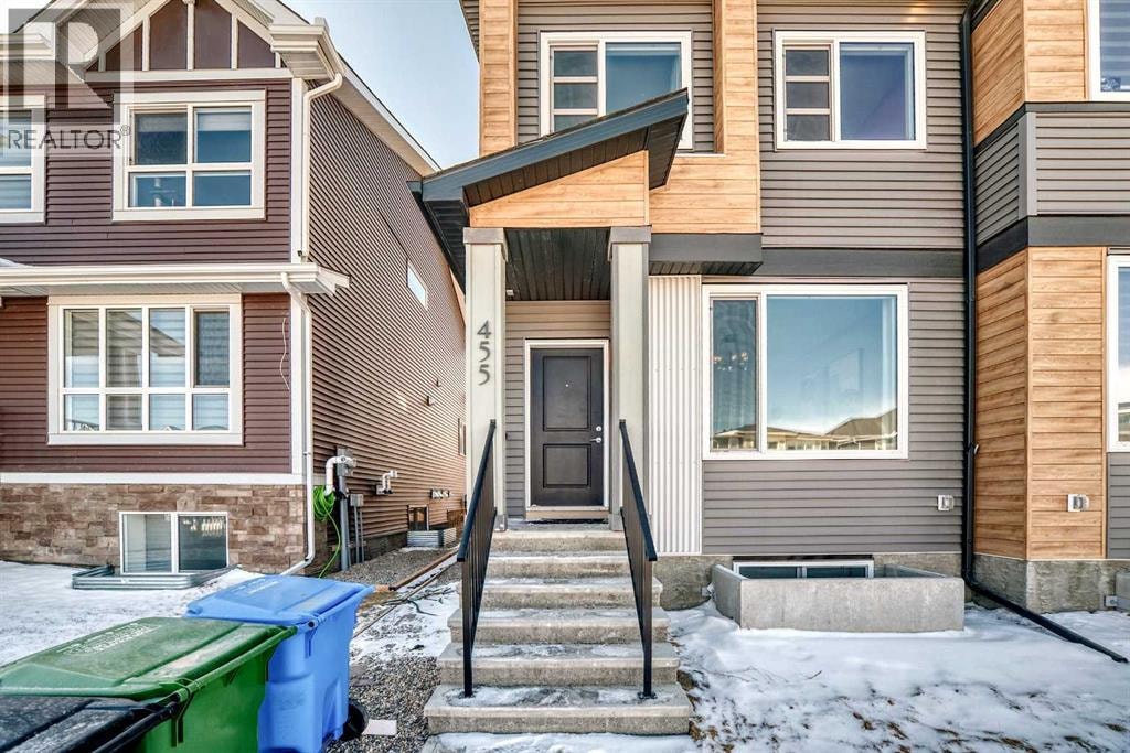 455 Tekarra Drive NW — photo 2