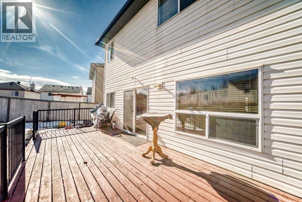 16 Saddlecrest Park NE — photo 42
