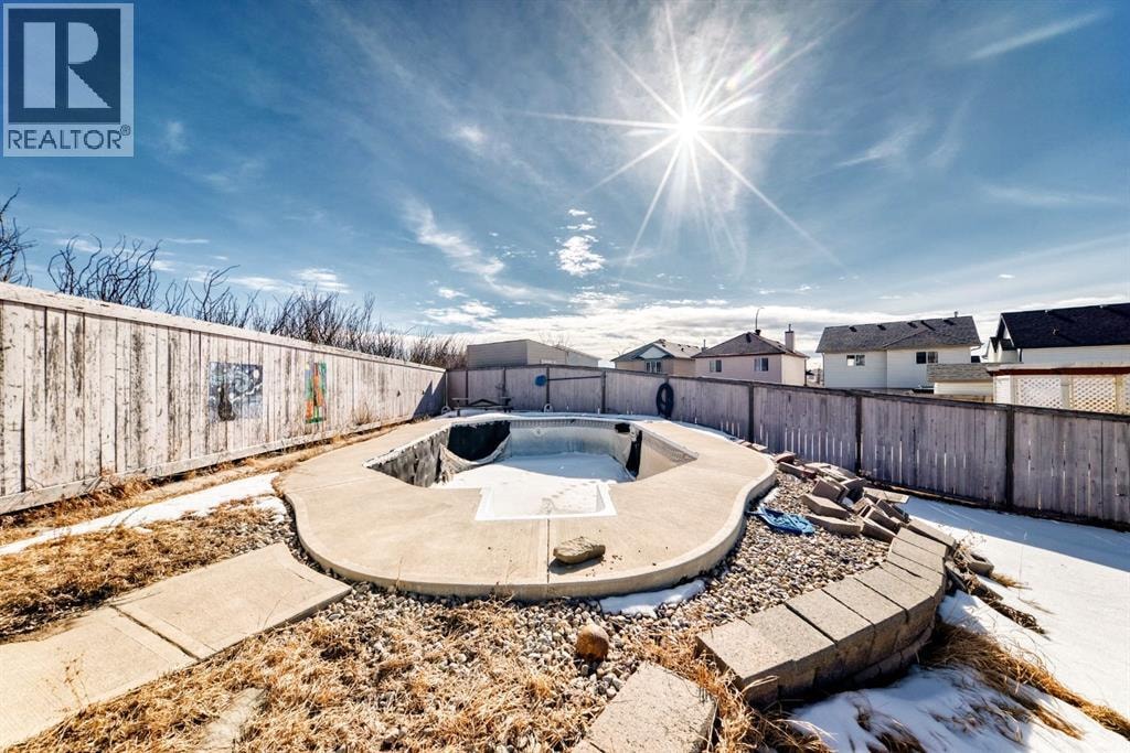 16 Saddlecrest Park NE — photo 45