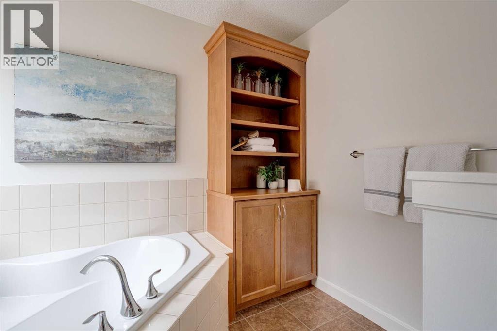 108 Tuscany Estates Close NW — photo 28