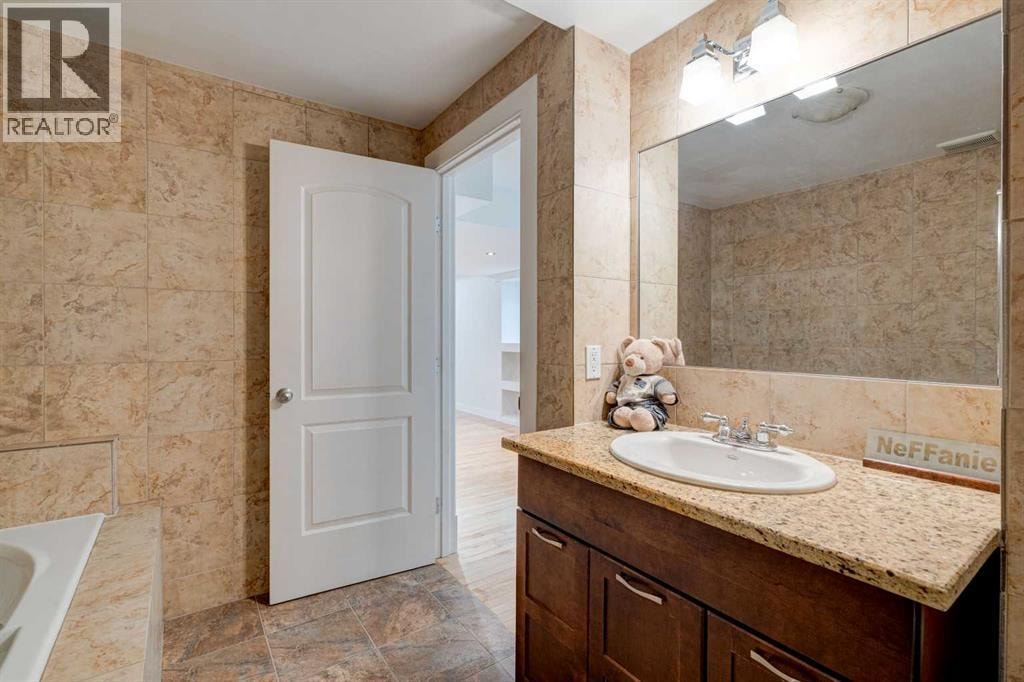 108 Tuscany Estates Close NW — photo 40