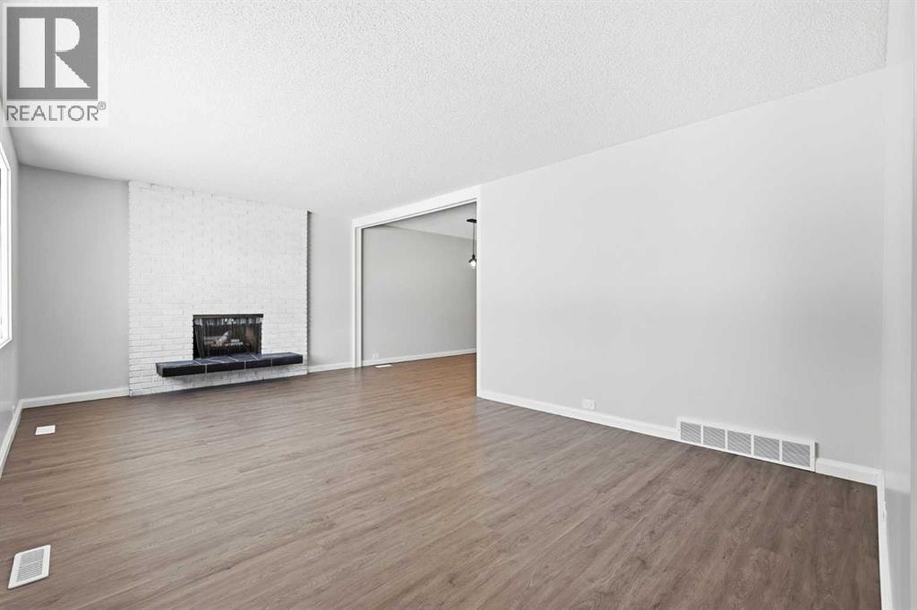 5031 Vienna Drive NW — photo 5