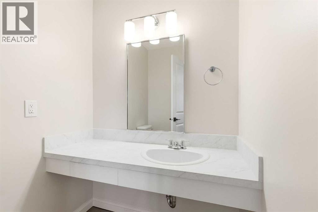 5031 Vienna Drive NW — photo 18