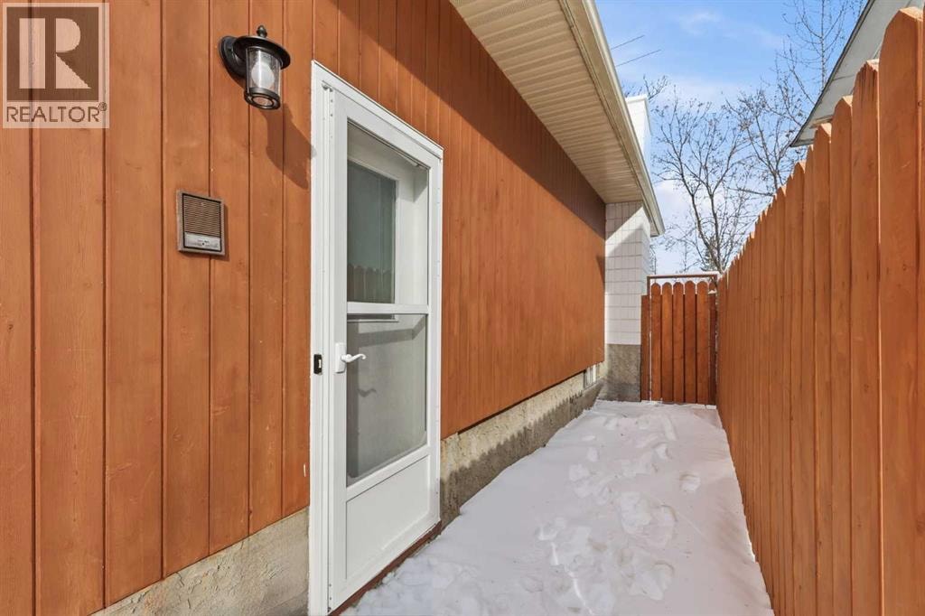 5031 Vienna Drive NW — photo 40