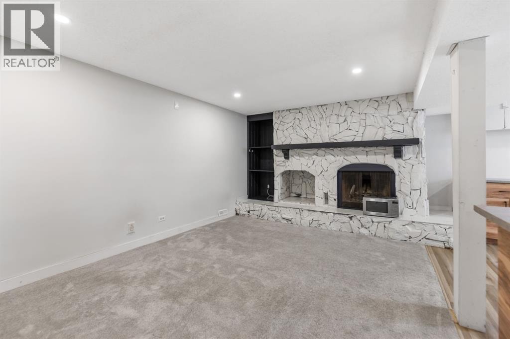 259 MANORA Crescent NE — photo 22