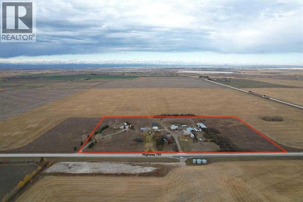 233165 & 233191 Range Road 280 — photo 1