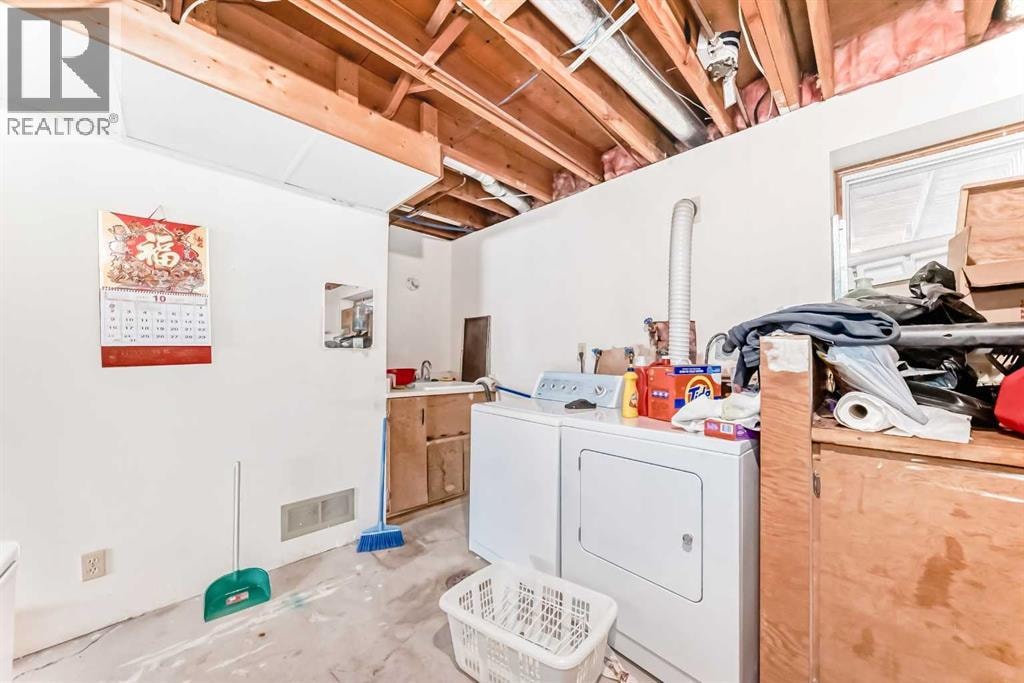 224 Berwick Way NW — photo 26