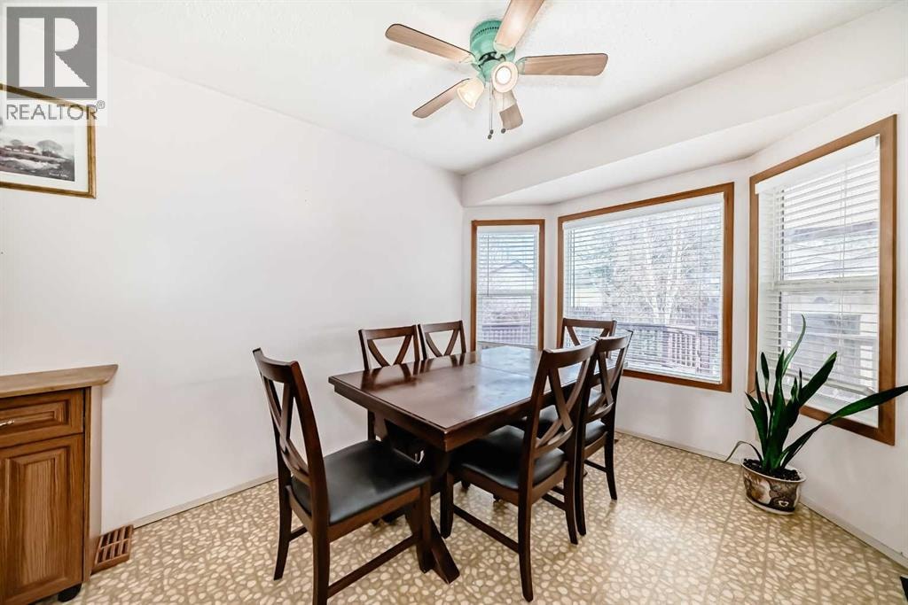 224 Berwick Way NW — photo 7