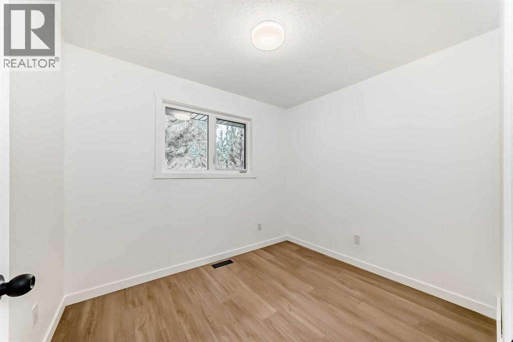 264 99 Avenue SE — photo 14