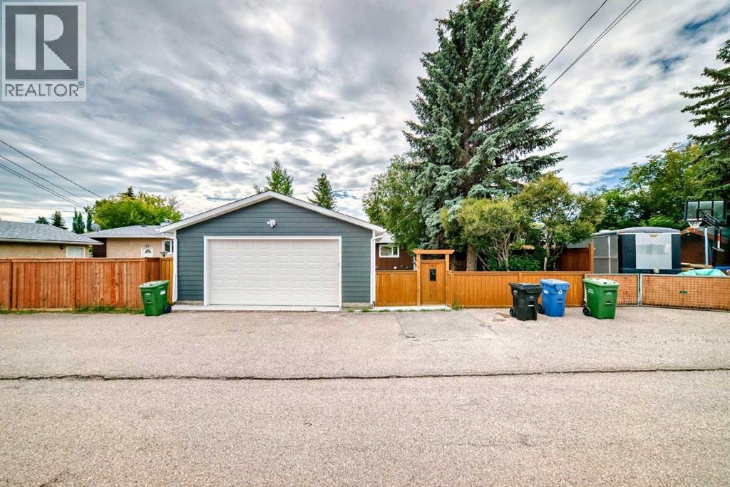 264 99 Avenue SE — photo 43