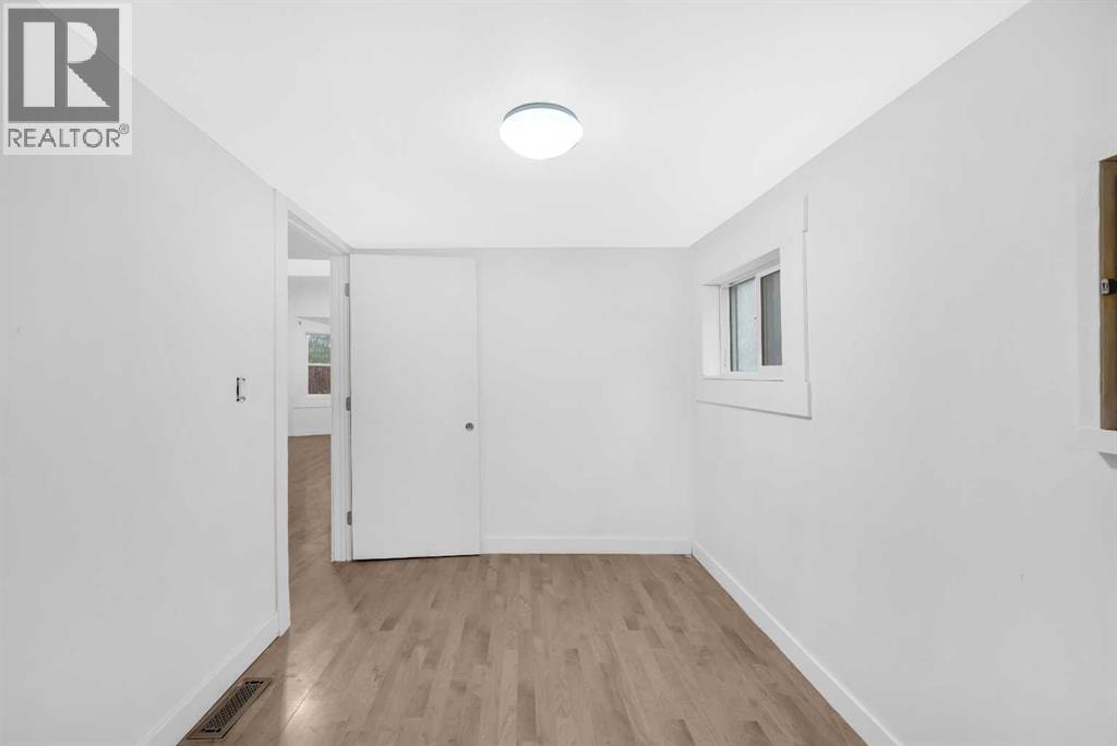 1022 18 Avenue — photo 17