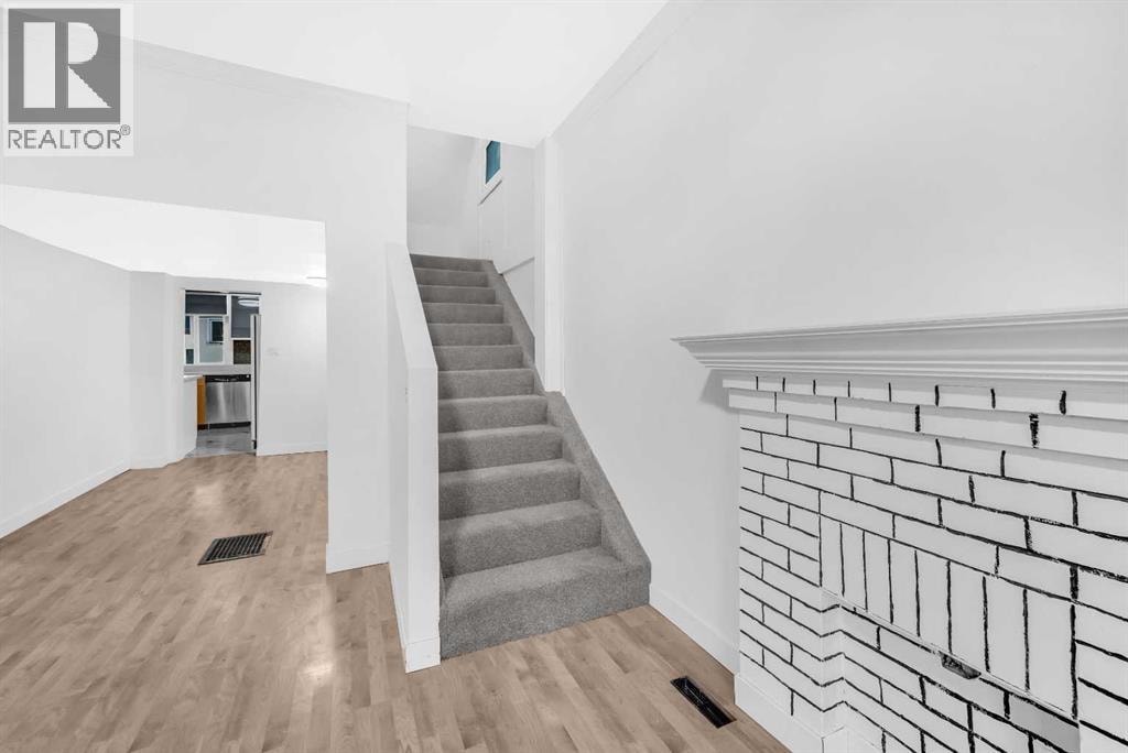 1022 18 Avenue — photo 25