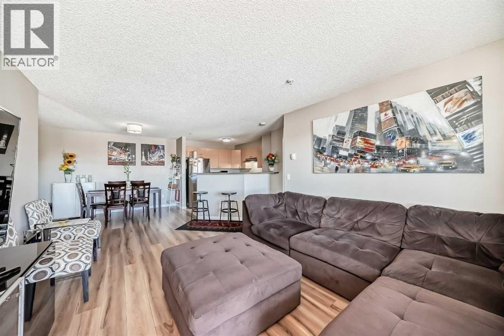 6310, 304 Mackenzie Way SW — photo 19