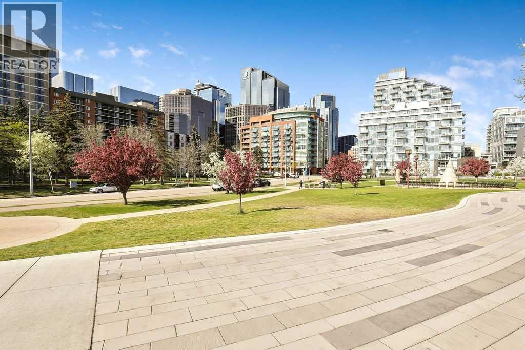 451, 222 Riverfront Avenue SW — photo 30