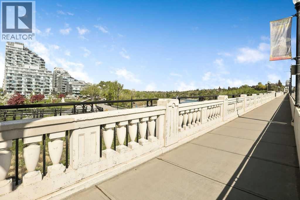 451, 222 Riverfront Avenue SW — photo 28