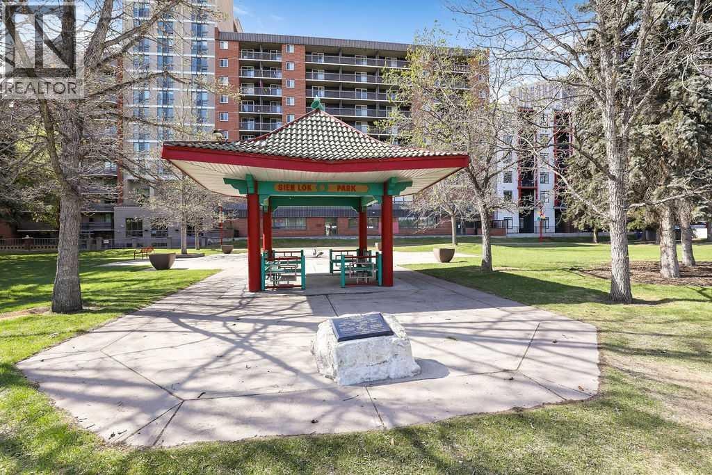 451, 222 Riverfront Avenue SW — photo 32