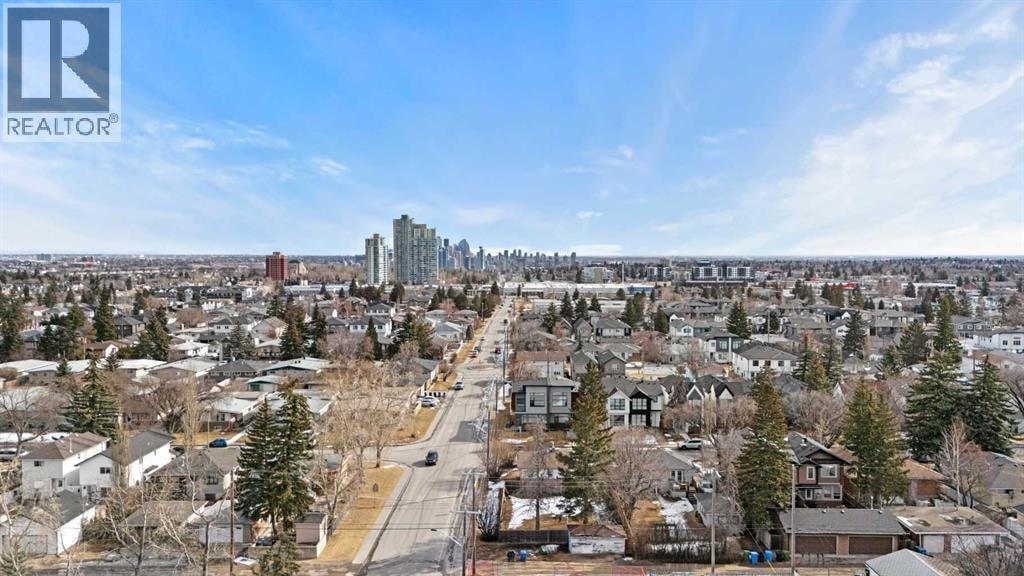 1403 43 Street SW — photo 10