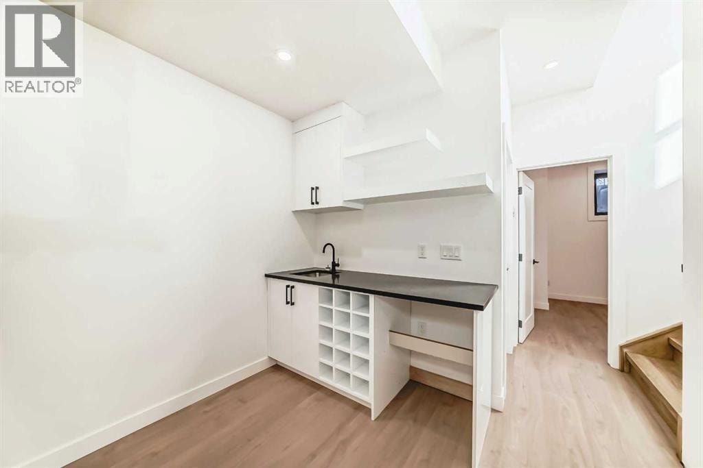 2107 Victoria Crescent NW — photo 23