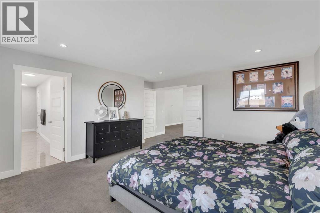 109 Chelsea Grove — photo 24