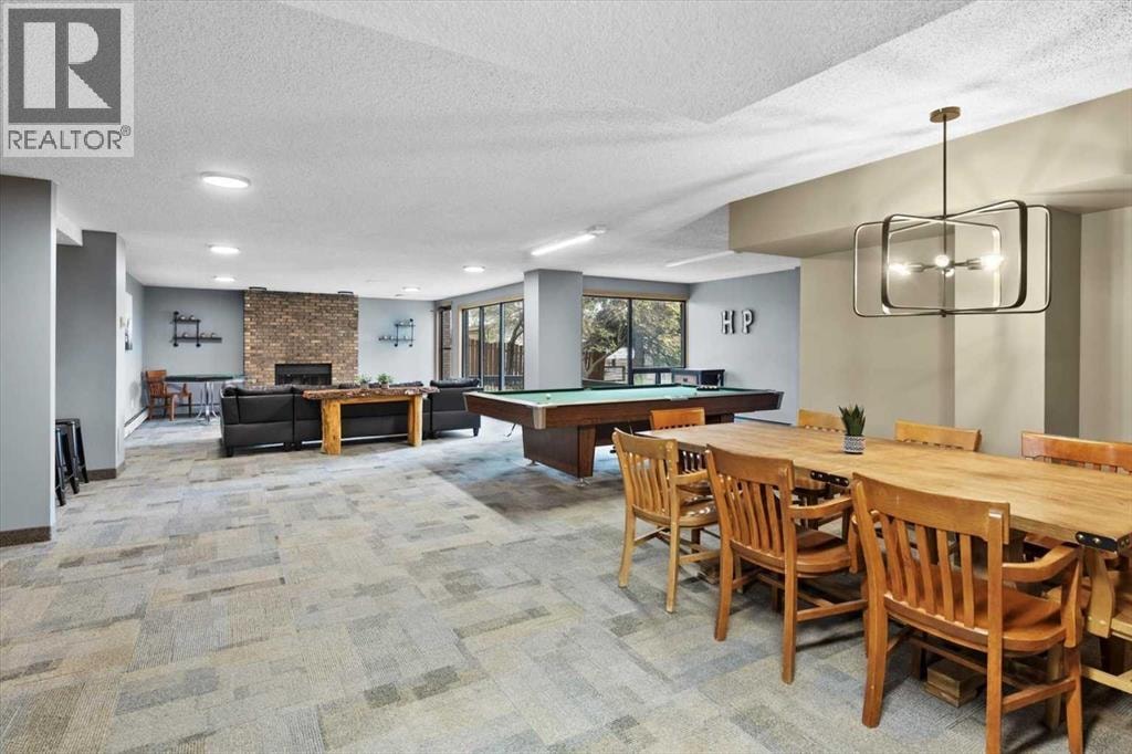 302, 320 Meredith Road NE — photo 44