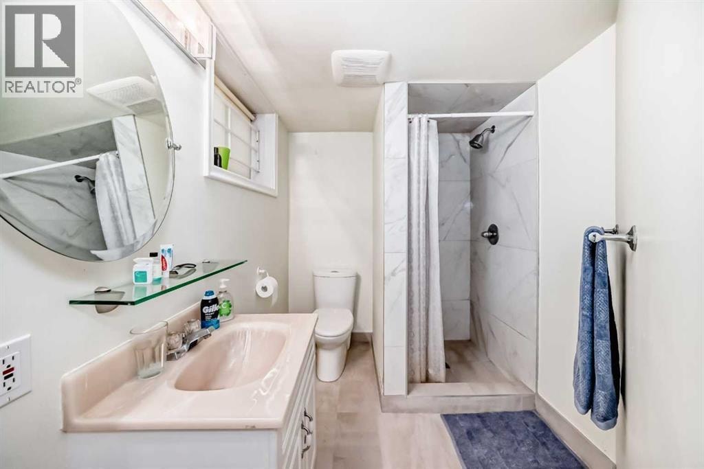 2328 Capitol Hill Crescent NW — photo 32