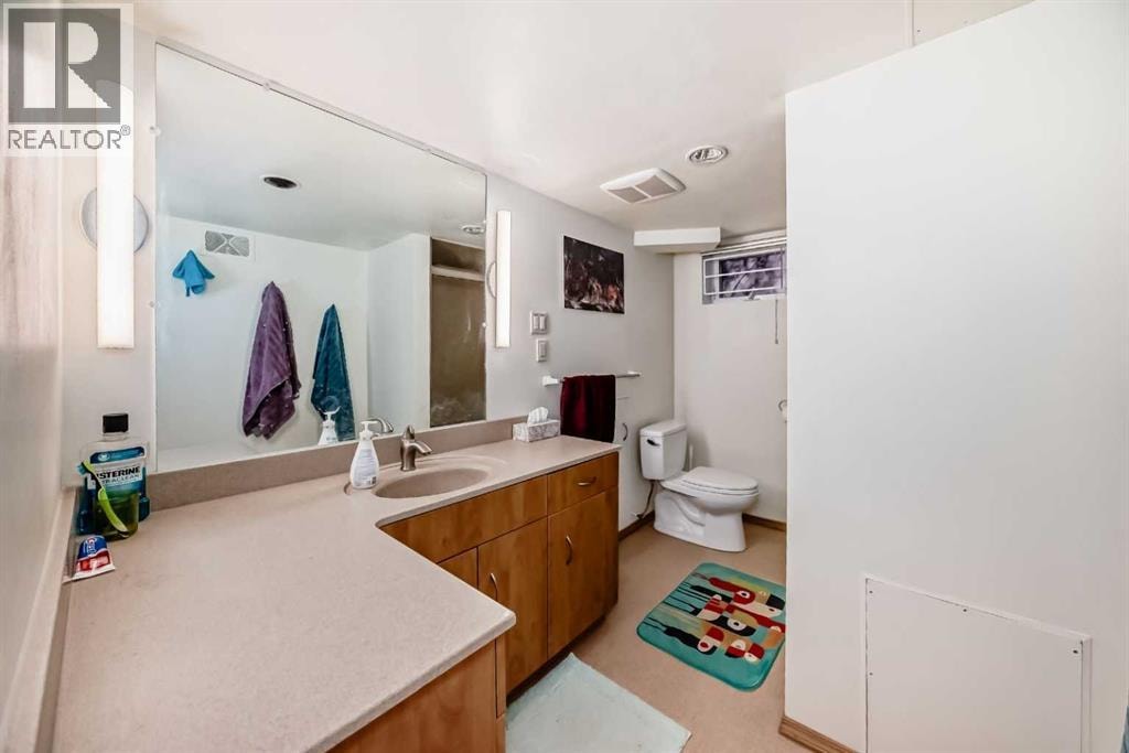 2328 Capitol Hill Crescent NW — photo 33