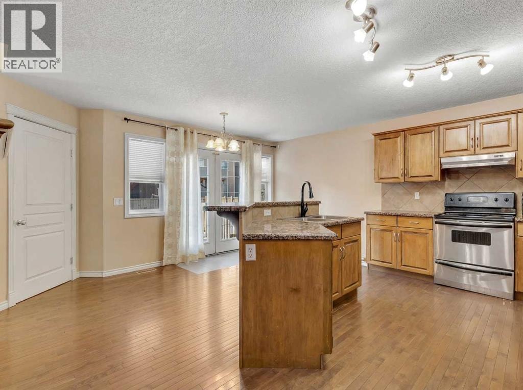60 Sherwood Way NW — photo 6