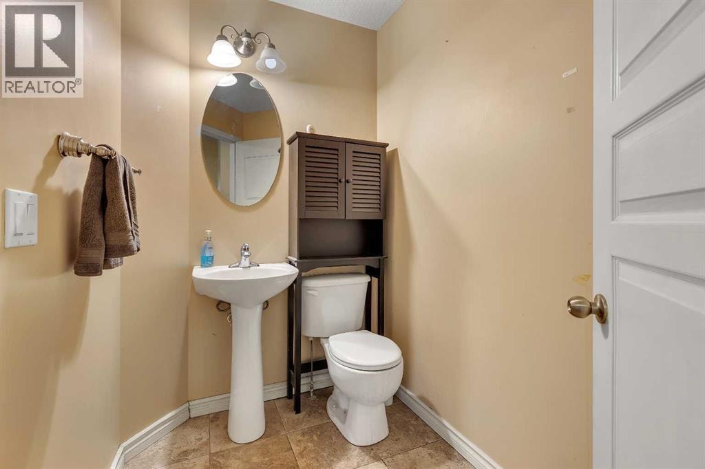 60 Sherwood Way NW — photo 11