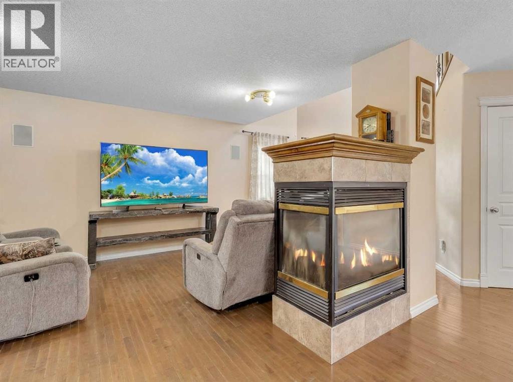 60 Sherwood Way NW — photo 10