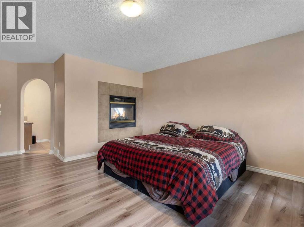 60 Sherwood Way NW — photo 19