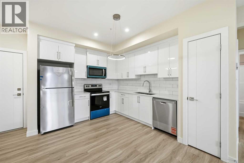 2313, 15 Skyview Point Crescent NE — photo 14