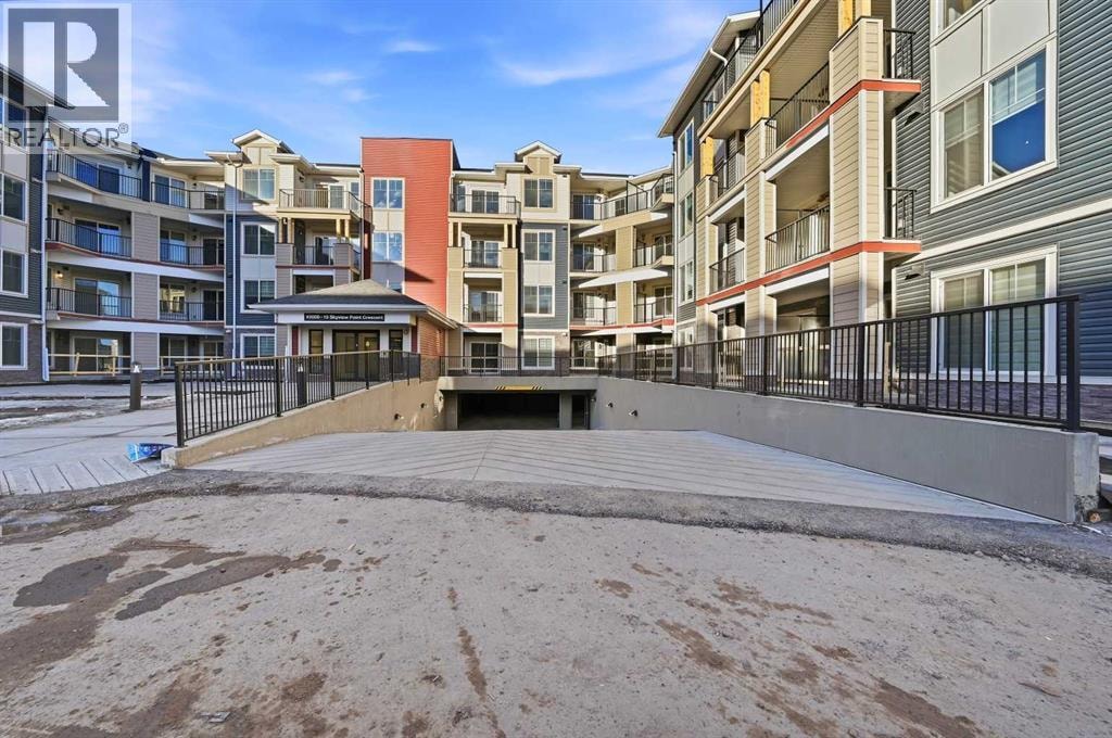 2313, 15 Skyview Point Crescent NE — photo 31