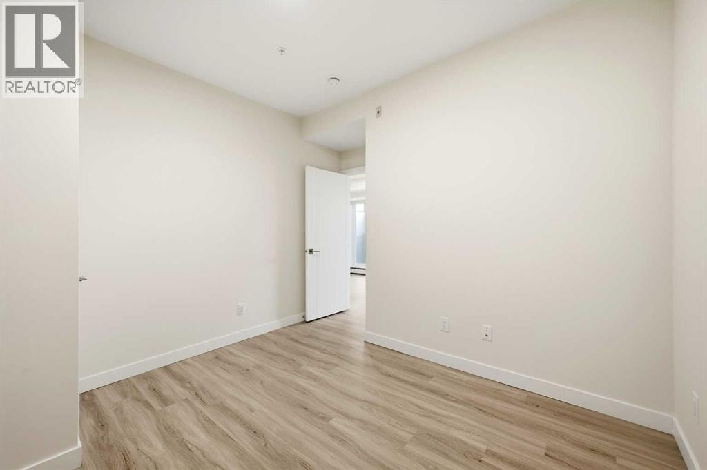 2314, 15 Skyview Point Crescent NE — photo 21