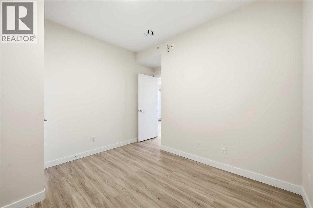 2308, 15 Skyview Point Crescent NE — photo 22