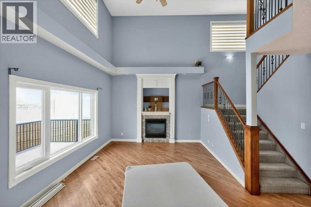 171 East Lakeview Court E — photo 9