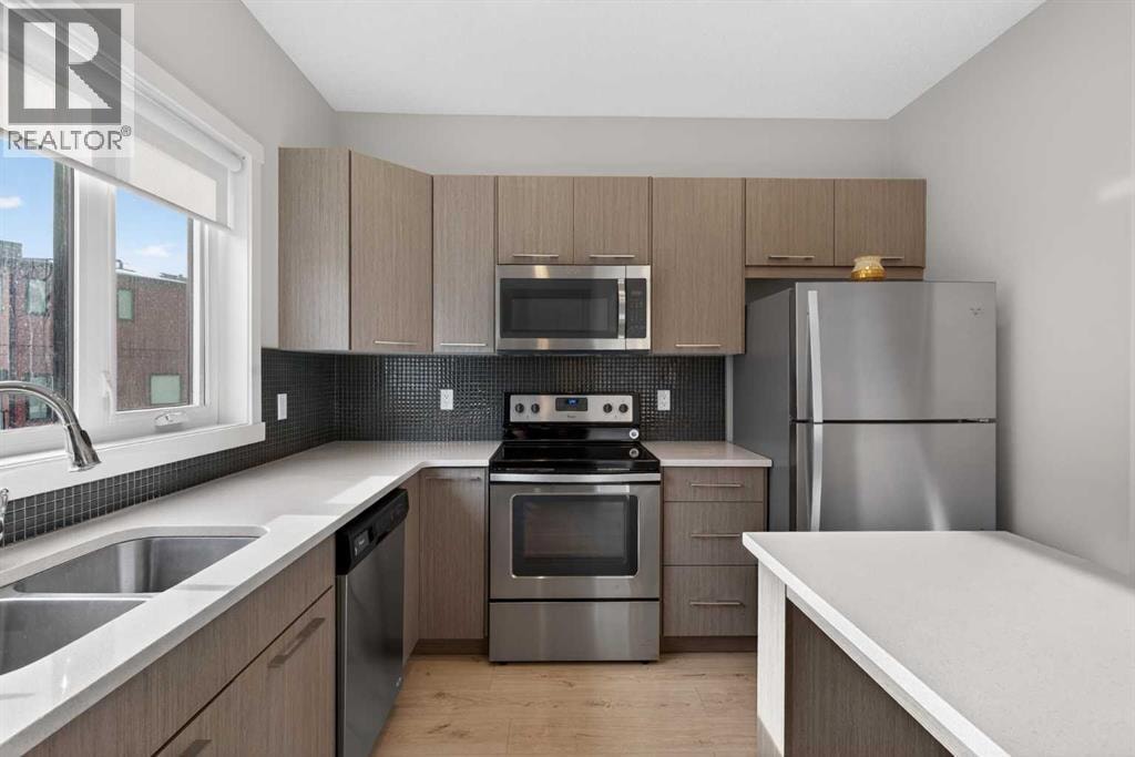 1007, 218 Sherwood Square NW — photo 9