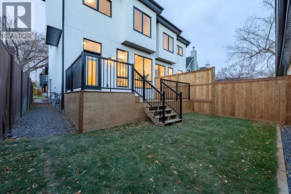 1444 43 Street SW — photo 32
