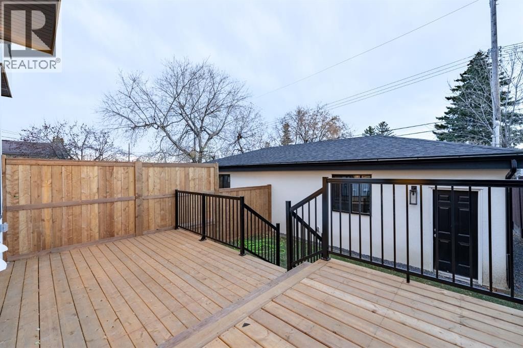 1444 43 Street SW — photo 31