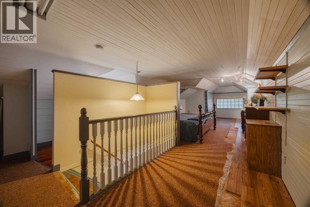 15 Elma Street W — photo 22