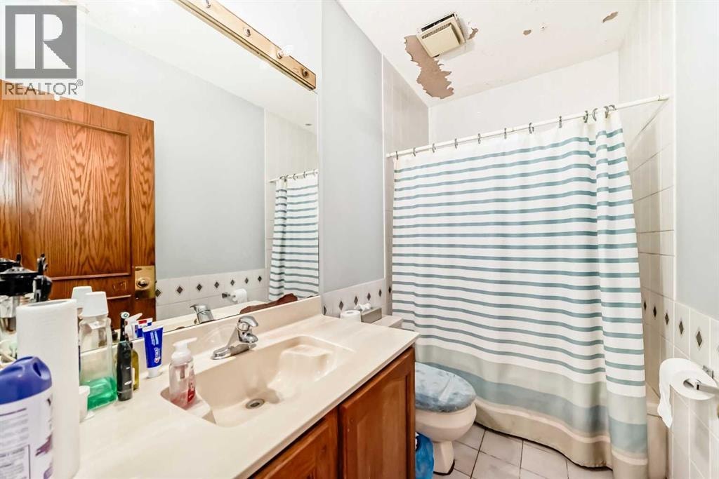 131 Varsity Estates Terrace NW — photo 33
