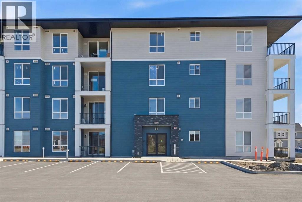 1105, 47 Creekview Gardens SW — photo 1