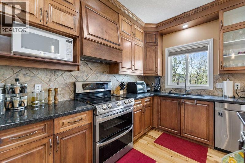 115 Kincora View NW — photo 9