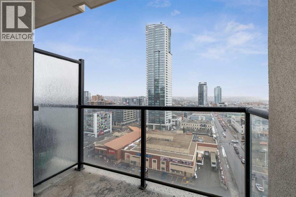 1301, 1053 10 Street SW — photo 17