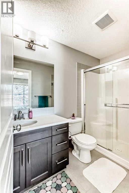392 Redstone Drive NE — photo 16