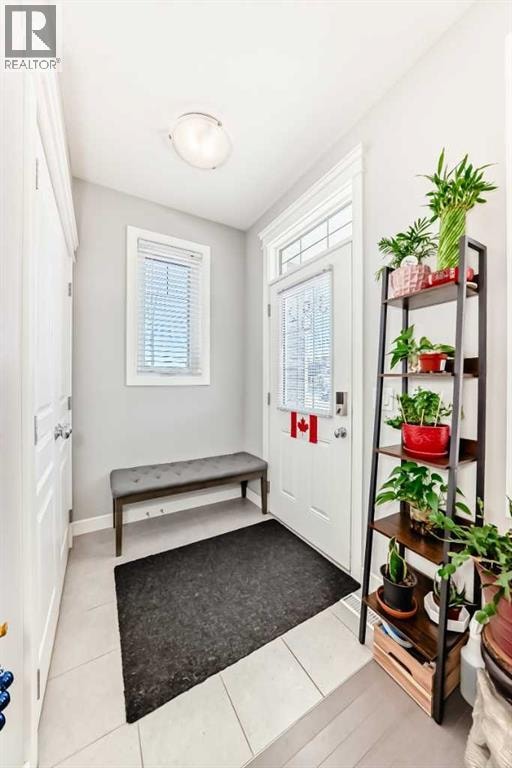 392 Redstone Drive NE — photo 3